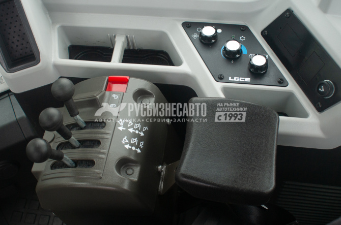 Купить Погрузчик фронтальный LGCE L935H (ковш 2,1 м стандартный, доп. линия) в компании Русбизнесавто - изображение 11