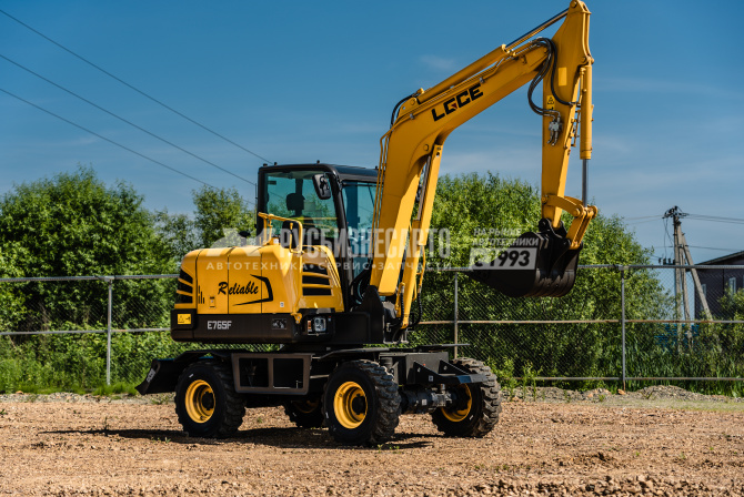 Купить Экскаватор колесный LGCE E765F (Двухпоточная гидролиния (X3)) в компании Русбизнесавто - изображение 4