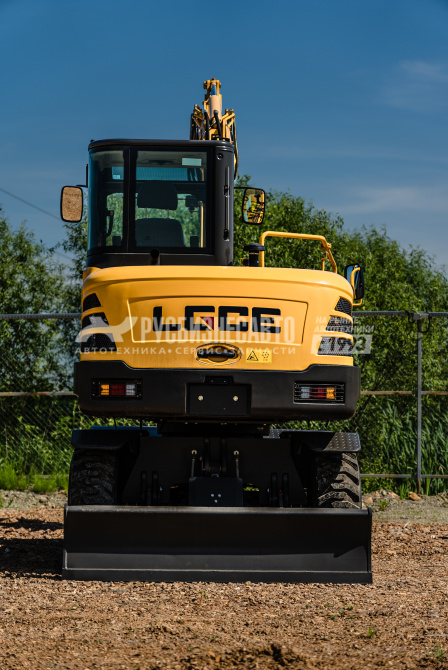 Купить Экскаватор колесный LGCE E765F (Двухпоточная гидролиния (X3)) в компании Русбизнесавто - изображение 1