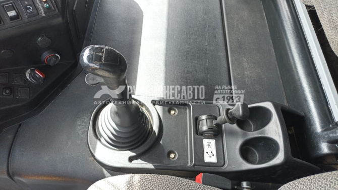 Купить Тягач 6x6 МАЗ 643228 Weichai, ССУ 1550, б/у (2021 г., 53 437 км) в компании Русбизнесавто - изображение 10