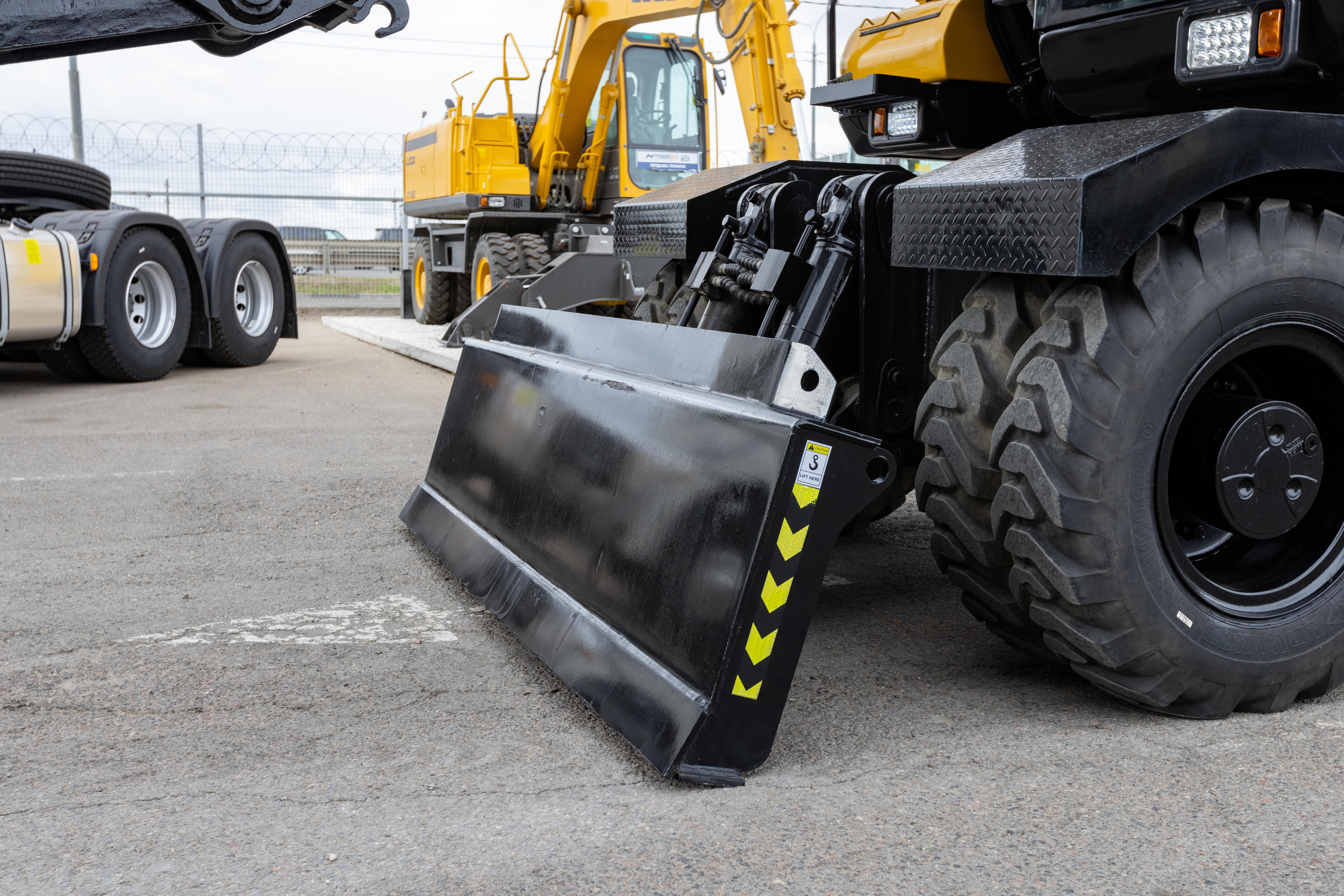 Купить Экскаватор колесный BULL EW210-PLUS в компании Русбизнесавто - изображение 15