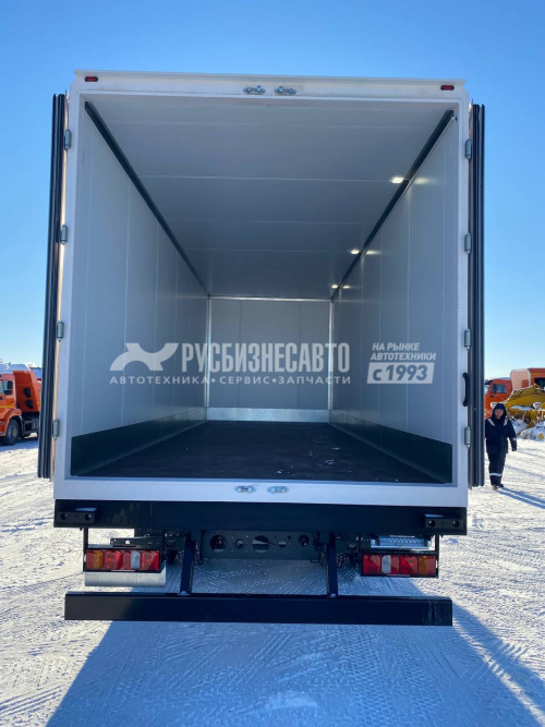Купить Фургон изотермический Спец-Мобиль 2818S на шасси HOWO T5G 4х2 (ZZ1167M541GE1)/ 7500 мм в компании Русбизнесавто - изображение 6