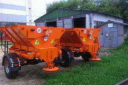 Пескоразбрасыватель полуприцепной тракторный ПРР-3,6