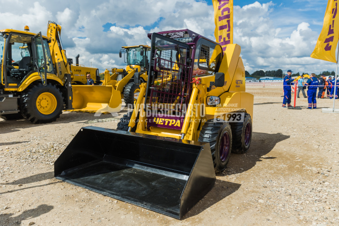 Купить Мини-погрузчик ЧЕТРА МКСМ 1600М (Комплектация ПРЕМИУМ) в компании Русбизнесавто - изображение 5