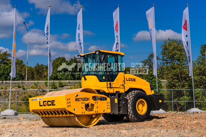 Купить Каток грунтовый LGCE RS7120H (полный привод) в компании Русбизнесавто - изображение 0