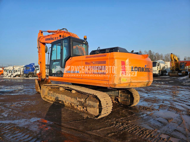 Купить Экскаватор гусеничный LONKING CDM6225N б/у (2023 г.в., 1 227 м/ч) (1518) в компании Русбизнесавто - изображение 5